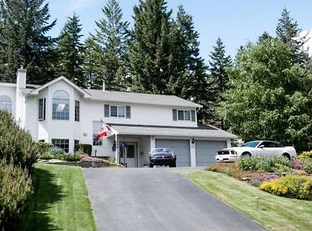 Alexandria House Bed & Breakfast West Kelowna Esterno foto